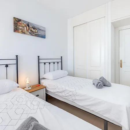 Beautiful 2 Bed Pacos アパート