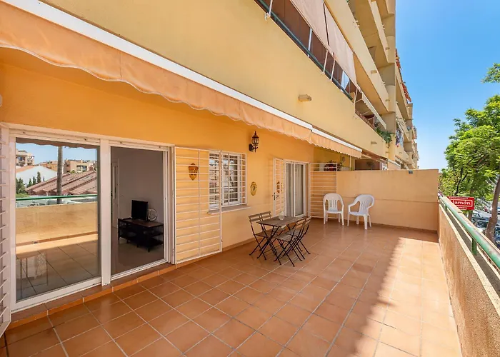 Апартаменты Beautiful 2 Bed Pacos