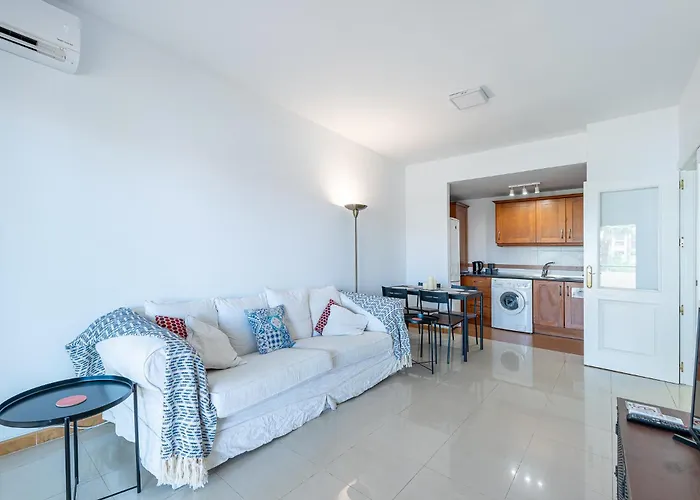 Beautiful 2 Bed Pacos