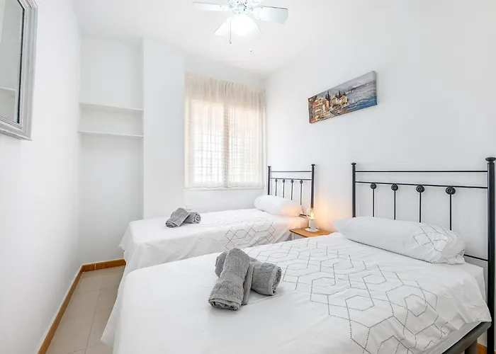 Beautiful 2 Bed Pacos