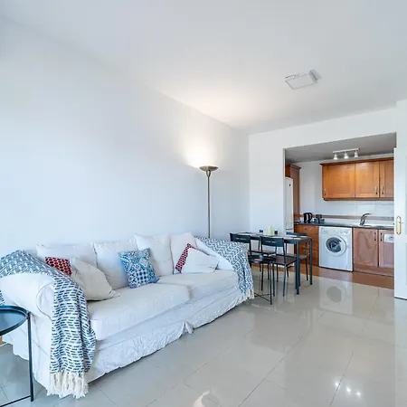 Beautiful 2 Bed Pacos