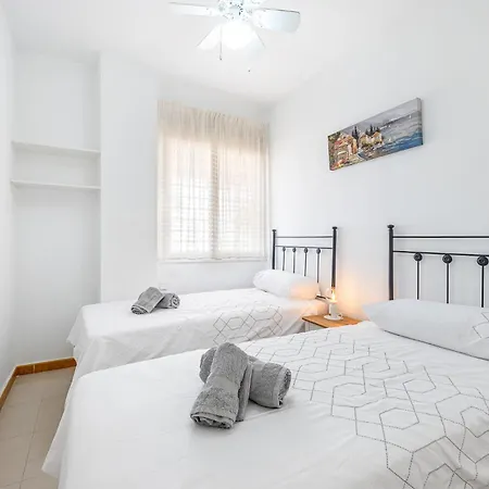 Beautiful 2 Bed Pacos