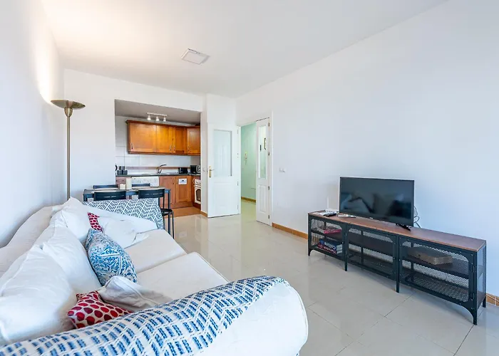 Beautiful 2 Bed Pacos *