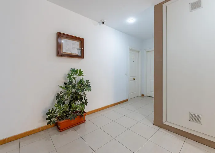 Апартаменти Beautiful 2 Bed Pacos *