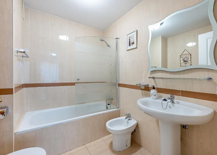 Beautiful 2 Bed Pacos *