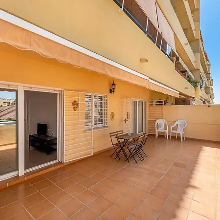 Apartament Beautiful 2 Bed Pacos
